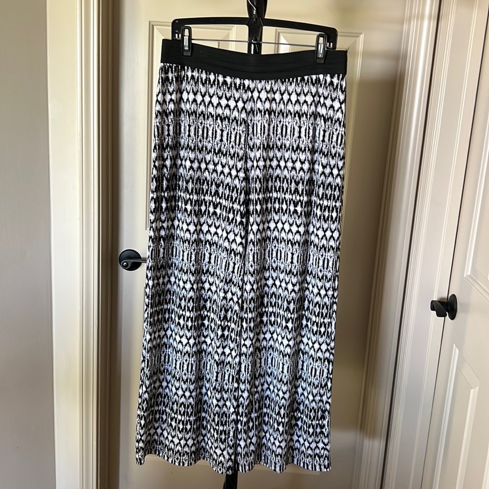 Wide leg pants